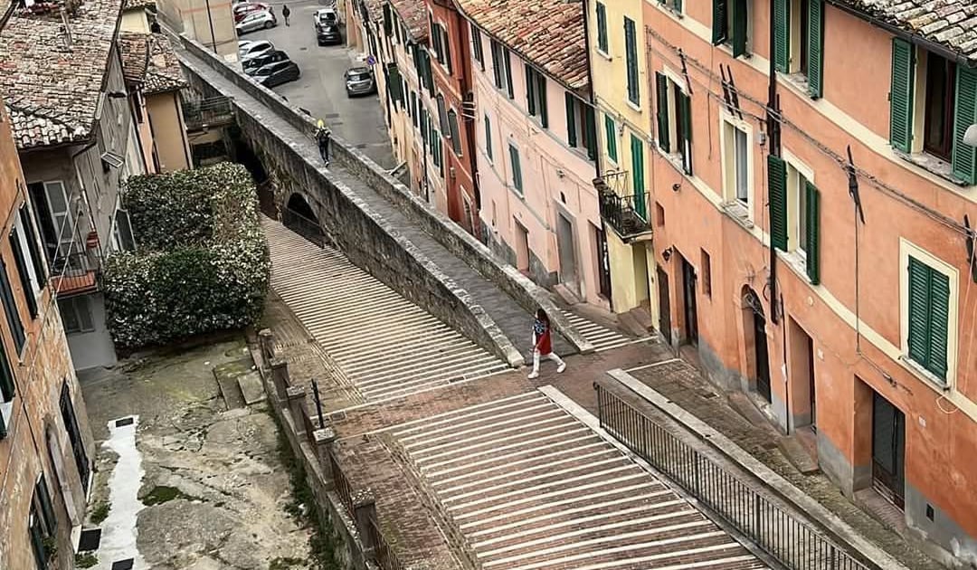 L'Acquedotto Romano di Perugia e la suggestiva Via Appia